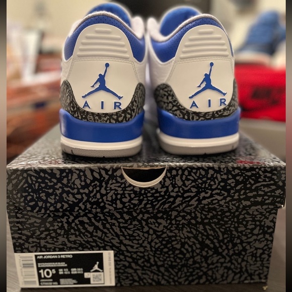 NIKE - Retro 3 Racer Blue 10.5 Men’s - Picture 2 of 2